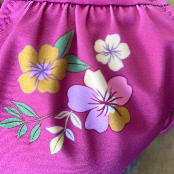Spell & gypsy sample bikini top NWOT rare floral pink hibiscus - Picture 5 of 16